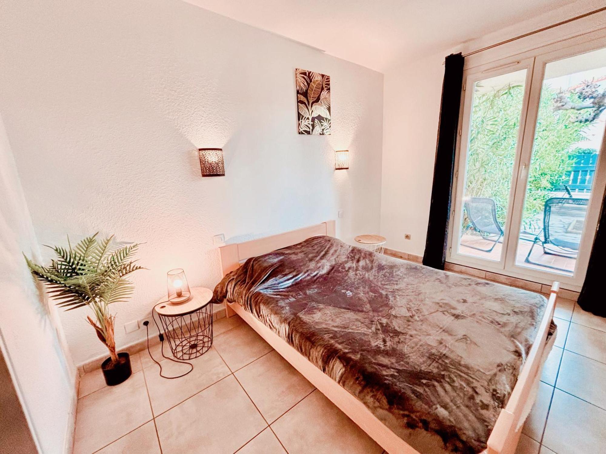 Appartement Calme Avec Jardin Privatif - 3 - Canet-en-Roussillon Exteriér fotografie